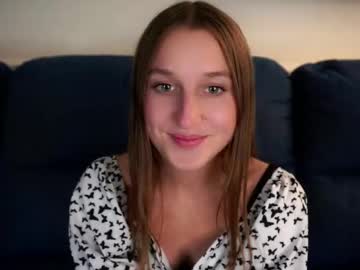 Oziecarmona Chaturbate stream image from July 23, 2025