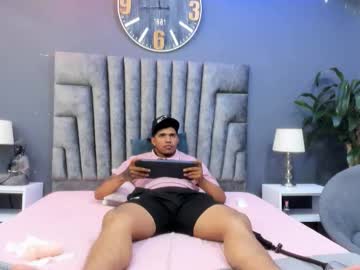 Alain_Conroy Chaturbate stream image from July 23, 2025