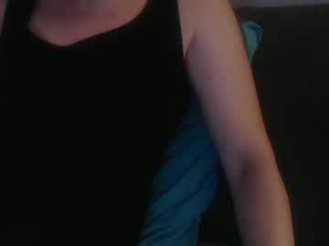 Douce_Elsa Chaturbate stream image from July 23, 2025
