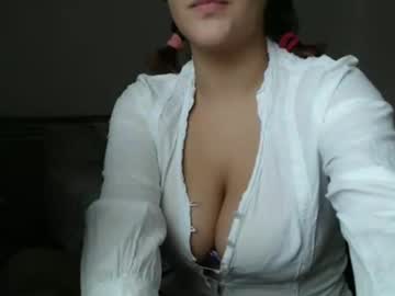 Juliana_News Chaturbate stream image from July 23, 2025