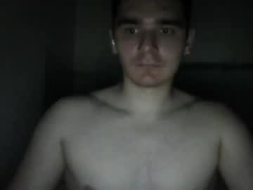 Andretop2002 Chaturbate stream image from July 23, 2025