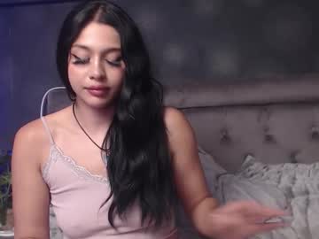 Giuliasya Chaturbate stream image from July 23, 2025