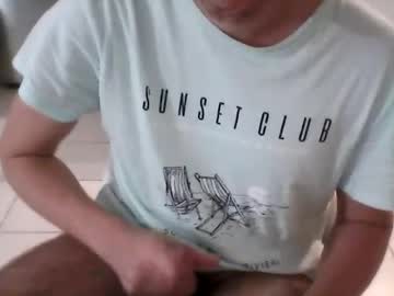 Kev81100 Chaturbate stream image from July 23, 2025