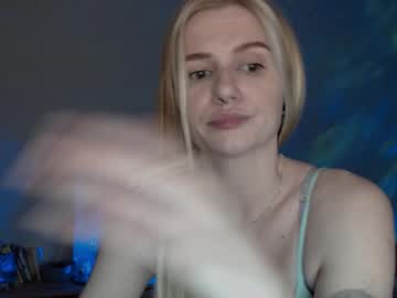 Koketka19 Chaturbate stream image from July 23, 2025