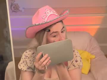 Oliilali Chaturbate stream image from July 23, 2025