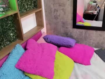 Antonella_Ponce Chaturbate stream image from July 23, 2025