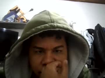 Drew643727 Chaturbate stream image from July 23, 2025