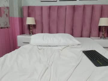 Scarlethcute18_ Chaturbate stream image from July 23, 2025