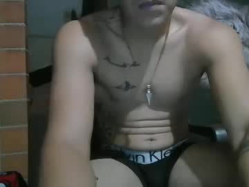 Belureon Chaturbate stream image from July 24, 2025