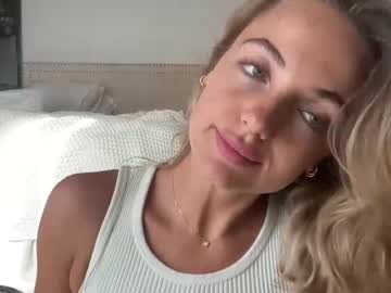 Lilyy2007 Chaturbate stream image from July 24, 2025