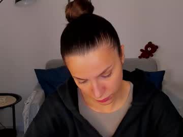 Whoislulu Chaturbate stream image from July 24, 2025