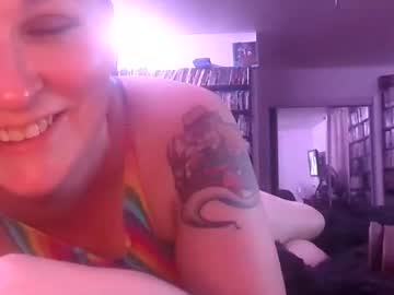 Katyjuggs Chaturbate stream image from July 24, 2025