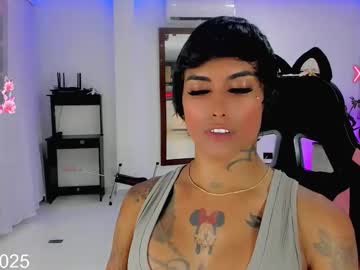 Kilye_Nellaa Chaturbate stream image from July 24, 2025