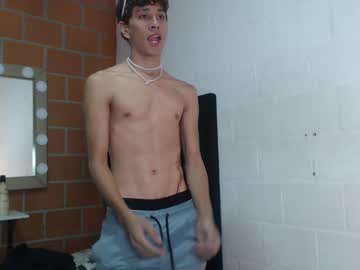 Liam_Rose_18 Chaturbate stream image from July 24, 2025