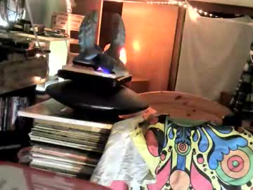 Guignol001 Chaturbate stream image from July 24, 2025