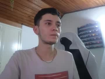 Mr_Andresr Chaturbate stream image from July 24, 2025