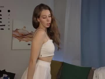 Julieettte Chaturbate stream image from July 24, 2025