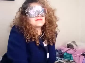 Luanathebest Chaturbate stream image from July 24, 2025