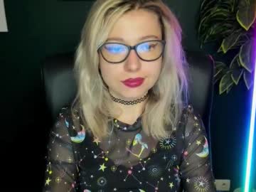 Heidi_Pleasure Chaturbate stream image from July 24, 2025