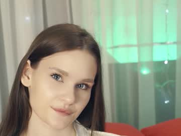 Vikakisme Chaturbate stream image from July 24, 2025