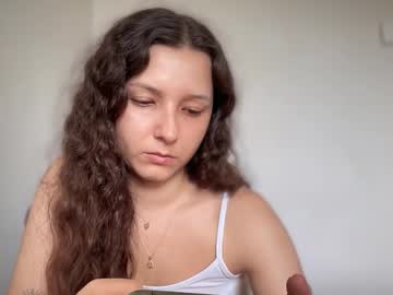 Cappuccinokiss Chaturbate stream image from July 24, 2025
