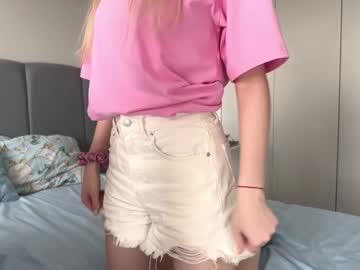 Crystal_Cross Chaturbate stream image from July 24, 2025