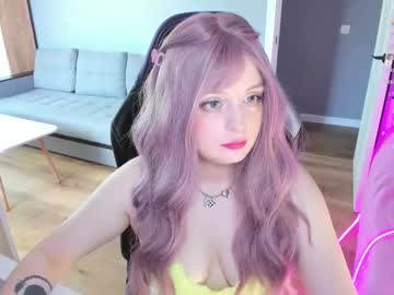 Exhoneyangel Chaturbate stream image from July 24, 2025