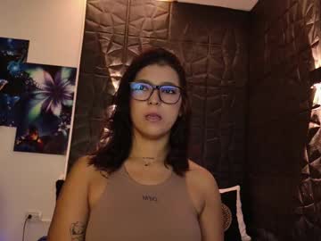 Graceymilf999 Chaturbate stream image from July 24, 2025