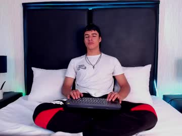 Jacobbiker Chaturbate stream image from July 24, 2025