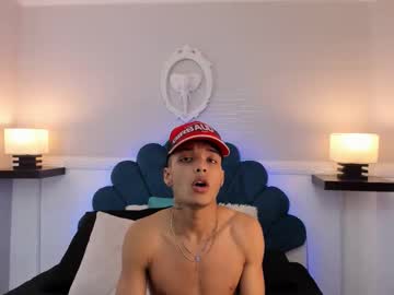 Kayrosteel Chaturbate stream image from July 24, 2025