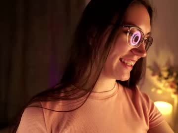 Odeliabrickell Chaturbate stream image from July 24, 2025