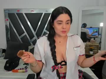 Oliviaaaniston Chaturbate stream image from July 24, 2025