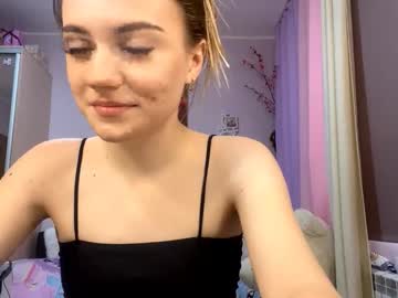 Blythebardon Chaturbate stream image from July 24, 2025