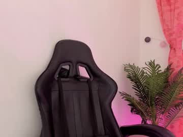 Hana_777 Chaturbate stream image from July 24, 2025