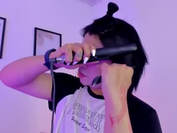 Jennblackk Chaturbate stream image from July 24, 2025