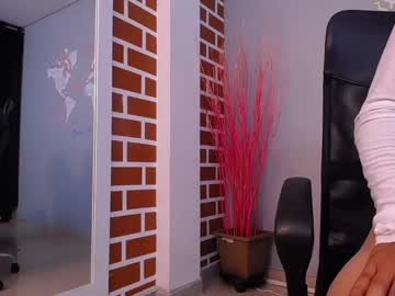 Dantekalos Chaturbate stream image from July 24, 2025
