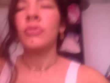 Natysalavarrieta Chaturbate stream image from July 24, 2025