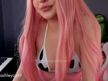 Ashleycat9 Chaturbate stream image from July 24, 2025