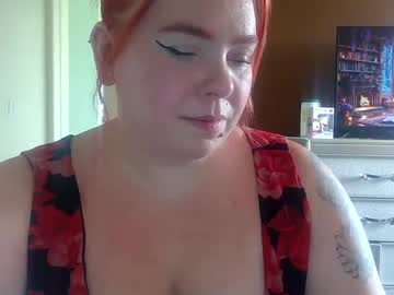 Beverlybell Chaturbate stream image from July 24, 2025