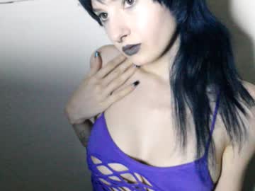 Midnightsiren Chaturbate stream image from July 24, 2025