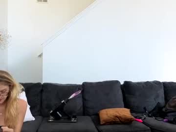 Auroraandorion Chaturbate stream image from July 24, 2025