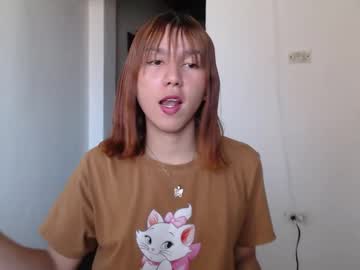 Dolly_Peach_ Chaturbate stream image from July 24, 2025