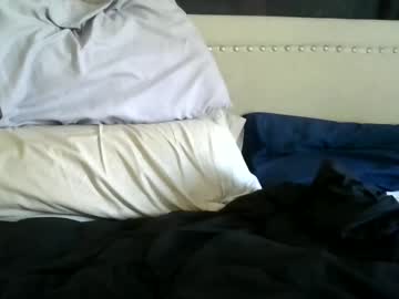 Totalpackage2089 Chaturbate stream image from July 24, 2025