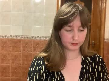 Maroonmoon_ Chaturbate stream image from July 24, 2025