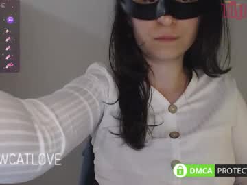 Meowcatlove Chaturbate stream image from July 24, 2025
