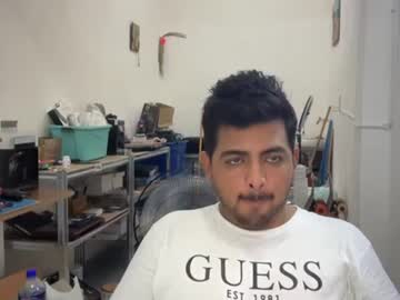 Javiermichi Chaturbate stream image from July 24, 2025