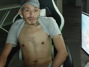 Gaymer2016 Chaturbate stream image from July 24, 2025