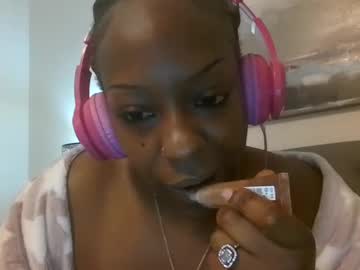 Brooklyninfinity Chaturbate stream image from July 25, 2025