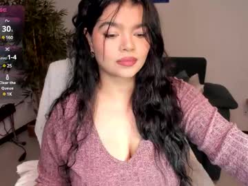 Helen_Miller Chaturbate stream image from July 25, 2025