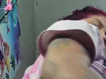 Shadia_Squirt Chaturbate stream image from July 25, 2025